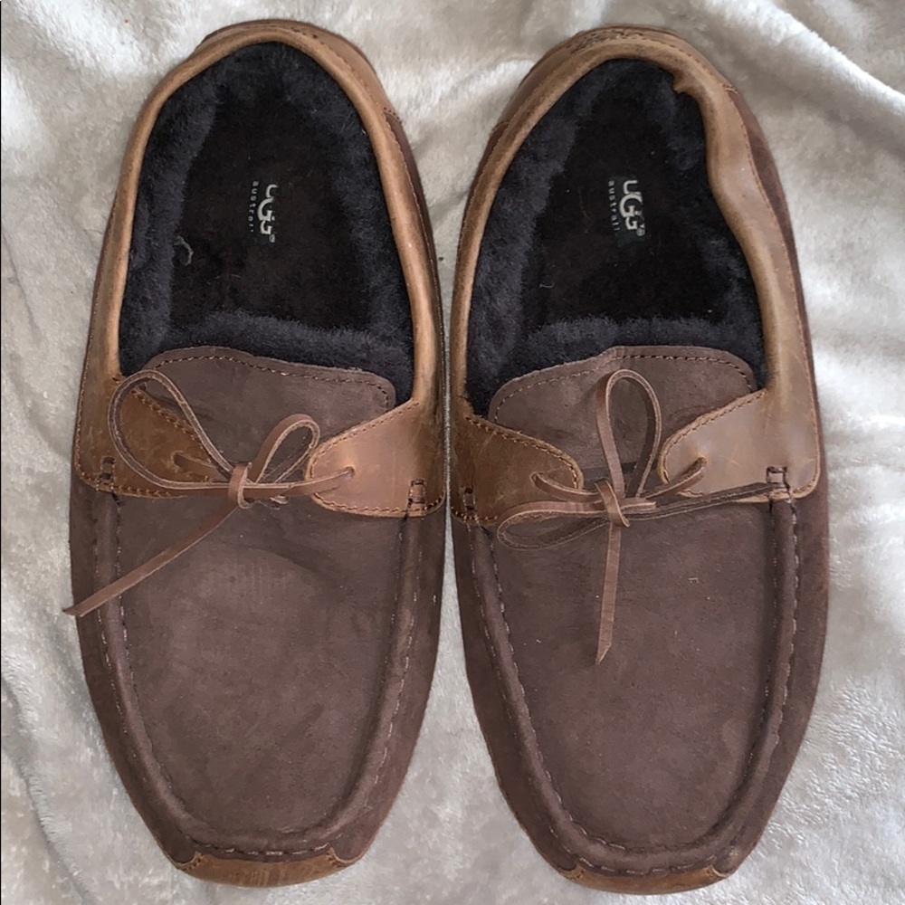 Like new Ugg slippers